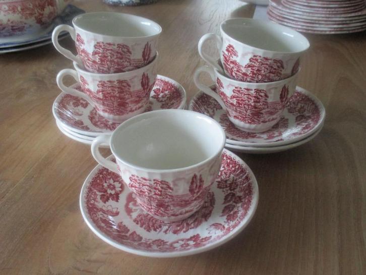Kop en schotels Barrats Elizabethan roze (rood/pink), Antiek en Kunst, Antiek | Servies los, Ophalen of Verzenden