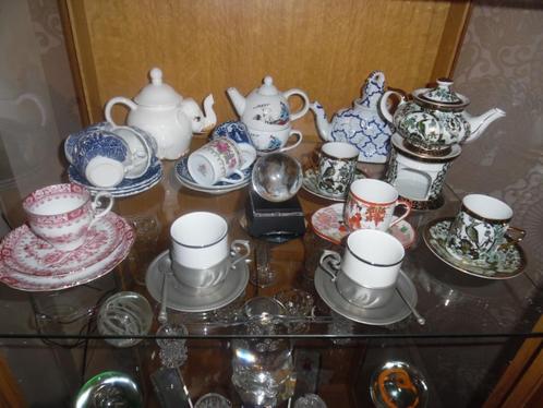 leuke thee potjes voor sier, Verzamelen, Porselein, Kristal en Bestek, Zo goed als nieuw, Kop en/of schotel, Porselein, Ophalen