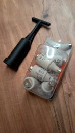 8 Zekeringen 16A + Zekeringtrekker, Doe-het-zelf en Verbouw, Elektra en Kabels, Ophalen of Verzenden