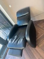 2 Zwarte Relaxstoelen met Voetsteun - Comfortabel!, Huis en Inrichting, Fauteuils, Ophalen, Zo goed als nieuw, Leer, 75 tot 100 cm