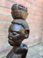 Houten Afrikaans beeld vrouw met kind, Antiek en Kunst, Verzenden