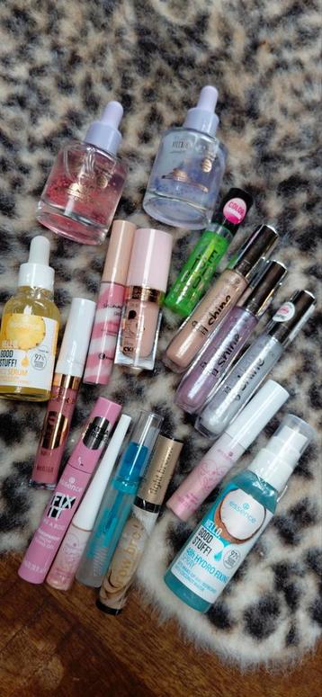 Essence Make-up Pakket - Leuk voor Sinterklaas! beschikbaar voor biedingen