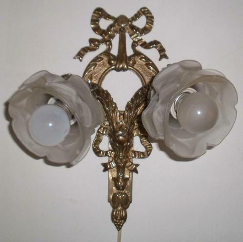 Stel twee armige antieke bronzen wandlusters met strik, Antiek en Kunst, Antiek | Lampen, Ophalen of Verzenden