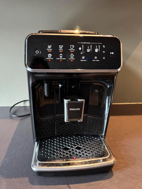 Philips 3200 LatteGo volautomatische espresso machine, Witgoed en Apparatuur, Koffiezetapparaten, Zo goed als nieuw, Gemalen koffie