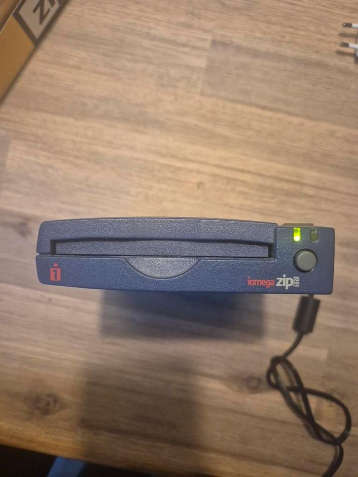 Iomega Zip Drive - Externe Diskette Drive, Computers en Software, Optische drives, Gebruikt, Extern, MacOS, Windows, Overig, Ophalen of Verzenden