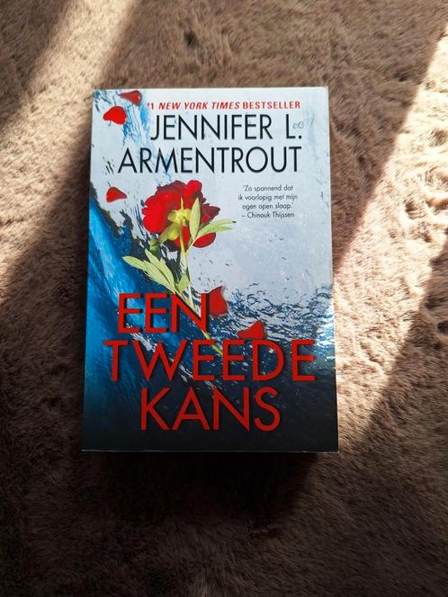 Jennifer L. Armentrout - Een tweede kans, Boeken, Romans, Zo goed als nieuw, Nederland, Ophalen of Verzenden
