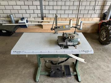 Industriele lock machine beschikbaar voor biedingen