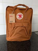 Fjällräven Kånken Unisex Rugzak - Brick, Sieraden, Tassen en Uiterlijk, Tassen | Rugtassen, Ophalen of Verzenden, Nieuw, 25 tot 40 cm