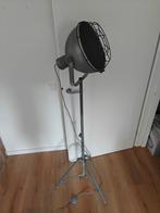 Grijskleurige Industriële lamp, Ophalen, Zo goed als nieuw, Industrieel, 100 tot 150 cm
