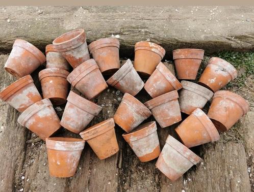 Terracotta potjes kwekerspotjes set 30st 10cm nu 60! Miekje', Tuin en Terras, Bloempotten, Balkon, Tuin, Minder dan 40 cm, Minder dan 25 cm