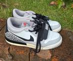 Nike Air Jordan 1 Low Elephant Cement Grey. Maat 40, Gebruikt, Nike, Overige typen, Ophalen of Verzenden