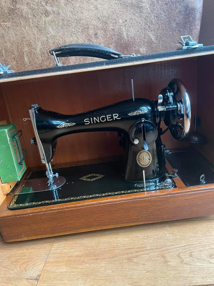 Singer naaimachine Omgebouwd naar elektrisch, Antiek en Kunst, Antiek | Naaimachines, Ophalen of Verzenden
