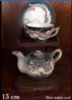 Mini Porseleinen Servies - kop schotel en theepot en houder, Ophalen, Zo goed als nieuw