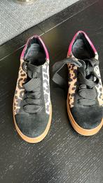 Sneakers Esprit panter print met rosé, Kleding | Dames, Schoenen, Ophalen of Verzenden, Roze, Zo goed als nieuw, Sneakers of Gympen