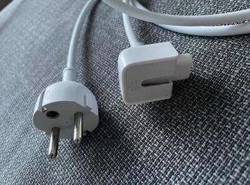 Apple lader (kabel) beschikbaar voor biedingen