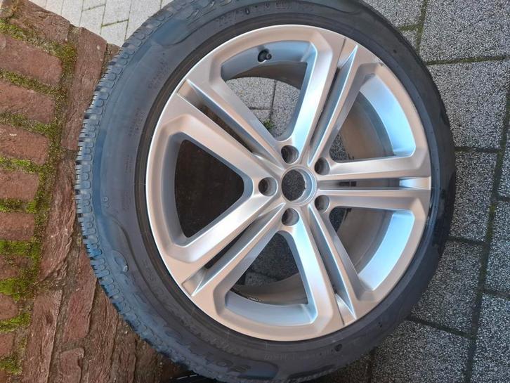 Volkswagen tiguan r line 18 inch Mallory velgen winterset, Auto-onderdelen, Banden en Velgen, Banden en Velgen, Winterbanden, 18 inch