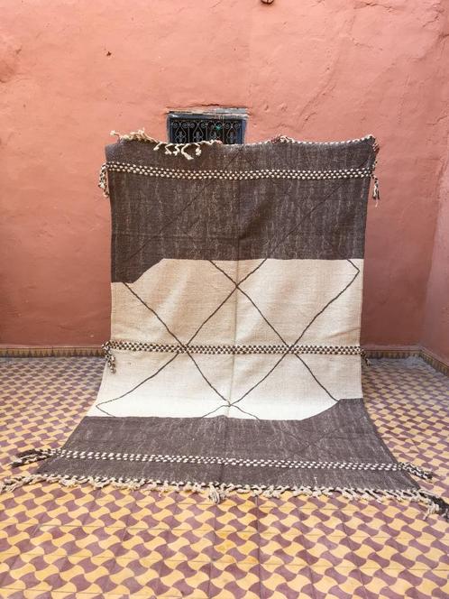 Kelim Boujaad Berber tapijt  303 x 194 cm, Huis en Inrichting, Stoffering | Tapijten en Kleden, Nieuw, 150 tot 200 cm, 200 cm of meer