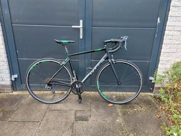 Cube attain racefiets beschikbaar voor biedingen