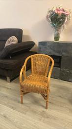 Leuke rietenkinderstoel, stevig en gebruiksvriendelijk, Kinderen en Baby's, Kinderstoelen, Ophalen