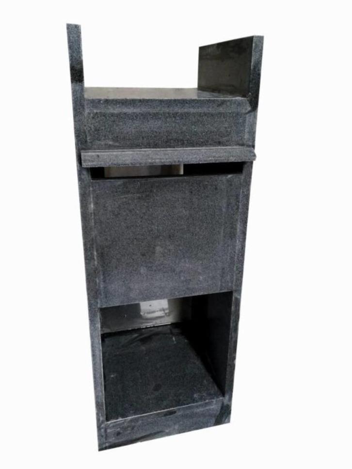 Brievenbus graniet Nieuw 110cm, Tuin en Terras, Brievenbussen, Nieuw, Staande brievenbus, Hardsteen, Ophalen