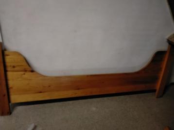 Houten kajuit bed beschikbaar voor biedingen