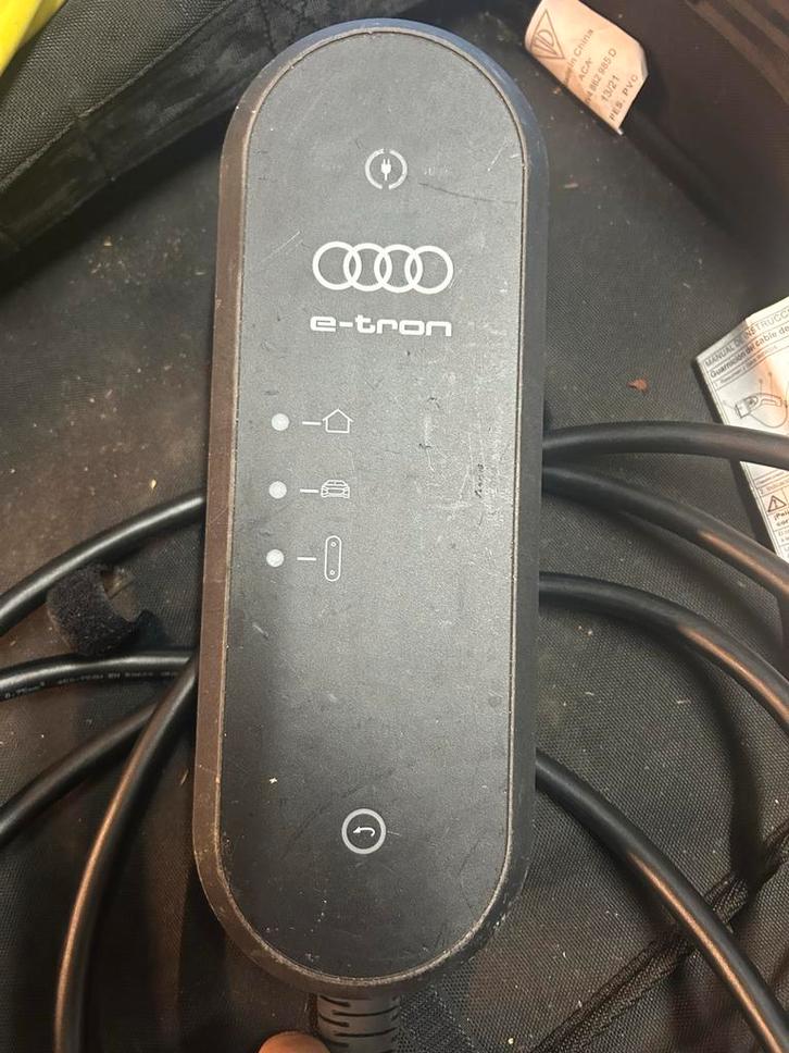 Audi e-tron laadkabel, Auto diversen, Laadpalen, Gebruikt, Laadkabel, Ophalen of Verzenden