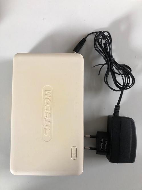 Sitecom N300 X4 - WLR-4000 Gigabit Router, Computers en Software, Netwerk switches, Gebruikt, Ophalen of Verzenden