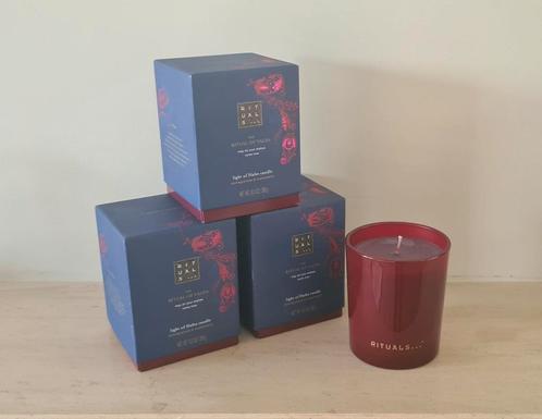 Rituals ~ Yalda ~ Limited geurkaars 290 gram kaars, Huis en Inrichting, Woonaccessoires | Kandelaars en Kaarsen, Nieuw, Kaars