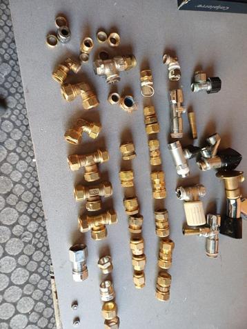 Knelfittingen knelkoppelingen T+Y koper/messing SETPRIJS beschikbaar voor biedingen