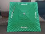 Parasol Fuzetea, vierkant 2 x 2 meter, geen voet, Ophalen, Verstelbaar, 2 tot 3 meter, Zo goed als nieuw