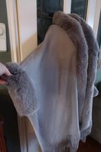 nieuwe prachtige cape open jas met kleine capuchon xxl, Kleding | Dames, Jassen | Winter, Ophalen of Verzenden, Nieuw, Maat 46/48 (XL) of groter