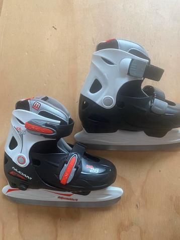 Te koop Nijdam kids ijshockey schaatsen! beschikbaar voor biedingen