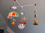 Leuke vintage kleurige houten mobiel met dieren in bootje, Kinderen en Baby's, Kinderkamer | Inrichting en Decoratie, Ophalen of Verzenden