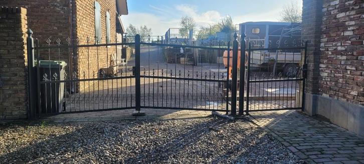 Smeedijzeren poort, Tuin en Terras, Tuinpoorten, Gebruikt, Draaipoort, IJzer, 150 tot 200 cm, 200 cm of meer, Ophalen of Verzenden