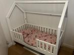 Massief houten peuterbed Petit Puk, Kinderen en Baby's, Kinderkamer | Bedden, Ophalen, 70 tot 85 cm, 140 tot 160 cm, Zo goed als nieuw