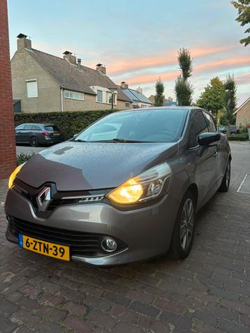 Renault Clio 0.9 TCE 66KW 5-DRS 2015 Grijs beschikbaar voor biedingen