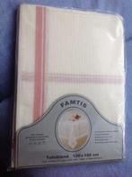 Tafelkleed nieuw, Huis en Inrichting, Tafelkleden, Ophalen of Verzenden, Nieuw, Rechthoek