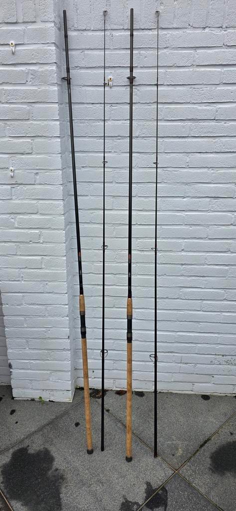2 Schitterende 12ft Shimano Force Master Karperhengels., Watersport en Boten, Hengelsport | Karpervissen, Zo goed als nieuw, Werphengel