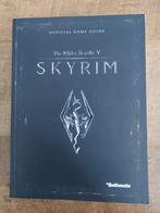 SKYRIM - The Elder Scrolls V - Official Game Guide, Ophalen of Verzenden, Gelezen