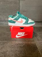 Nike Dunk Low Snakeskin | Maat 38.5, Overige kleuren, Nike, Ophalen of Verzenden, Sneakers of Gympen