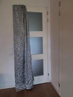 Mooie zilverkleurige 'kreuk'gordijnen, Ophalen of Verzenden, Zo goed als nieuw, 200 cm of meer