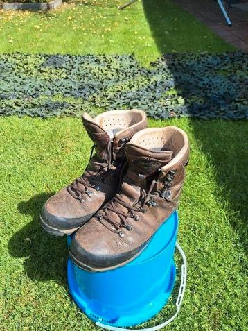 Meindl wandelschoenen/bergschoenen 42 1/2 beschikbaar voor biedingen
