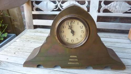 Mooie oude bronzen schouwklok, Antiek en Kunst, Antiek | Klokken, Ophalen of Verzenden