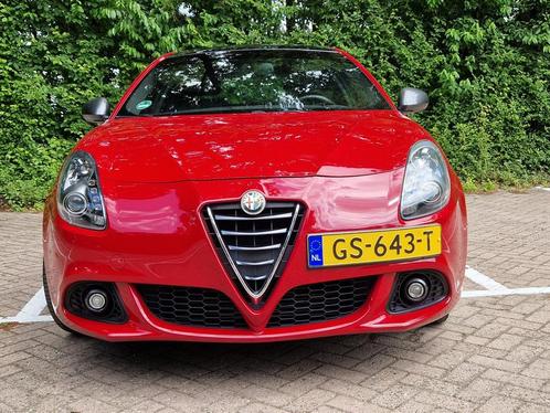 Alfa Romeo Giulietta 1.4 Turbo Multi AIR TCT 2015 Rood, Auto's, Alfa Romeo, Particulier, Giulietta, ABS, Airbags, Airconditioning