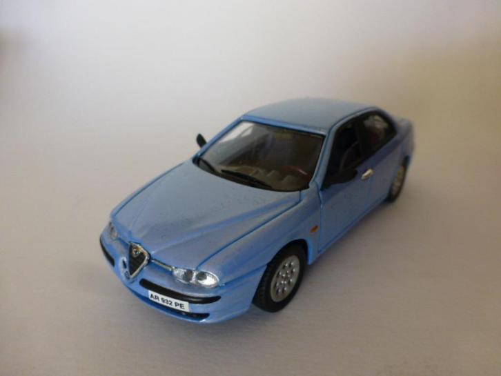 Solido Alfa Romeo 156 blauw in metalen blik, Hobby en Vrije tijd, Modelauto's | 1:43, Nieuw, Auto, Overige merken, Ophalen of Verzenden