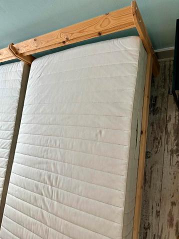 2 bedden Ikea zo goed als nieuw. - afbeelding 3