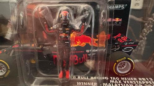 Red Bull RB13 Max Verstappen 1:43 Malaysian GP winner 2017, Hobby en Vrije tijd, Modelauto's | 1:43, Zo goed als nieuw, Auto, MiniChamps