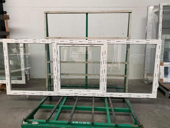 Kunststof Dakkapel Kozijn 250x110 V-DK-V Snel Leverbaar, Doe-het-zelf en Verbouw, Kozijnen en Schuifpuien, Nieuw, Dakkapel, Kunststof