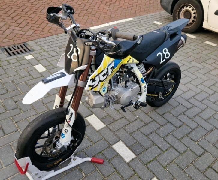 YCF SM190 pitbike supermoto, Fietsen en Brommers, Minibikes, Midibikes en Pitbikes, Zo goed als nieuw, Pitbike, Ophalen
