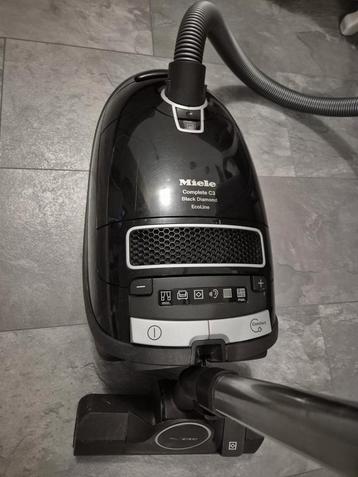 Te koop Miele Complete C3 Ecoline beschikbaar voor biedingen